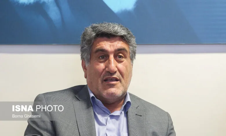 رشد دلار از کارزار شروع شد/ به وزیر ربطی ندارد رشد دلار از کارزار شروع شد/ به وزیر ربطی ندارد