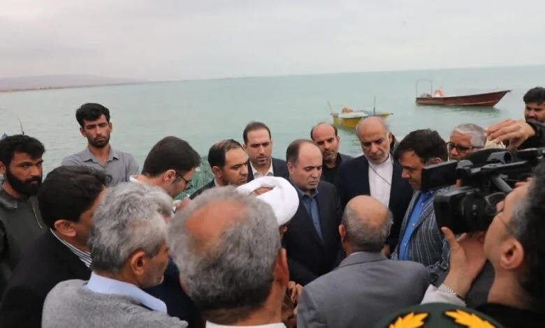 بازدید وزیر جهاد کشاورزی از پرورش میگو دلوار بوشهر بازدید وزیر جهاد کشاورزی از پرورش میگو دلوار بوشهر
