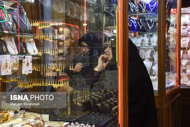 عقب نشینی طلا در بازارهای داخلی و خارجی/ زمان خوبی برای خرید طلا است عقب نشینی طلا در بازارهای داخلی و خارجی/ زمان خوبی برای خرید طلا است